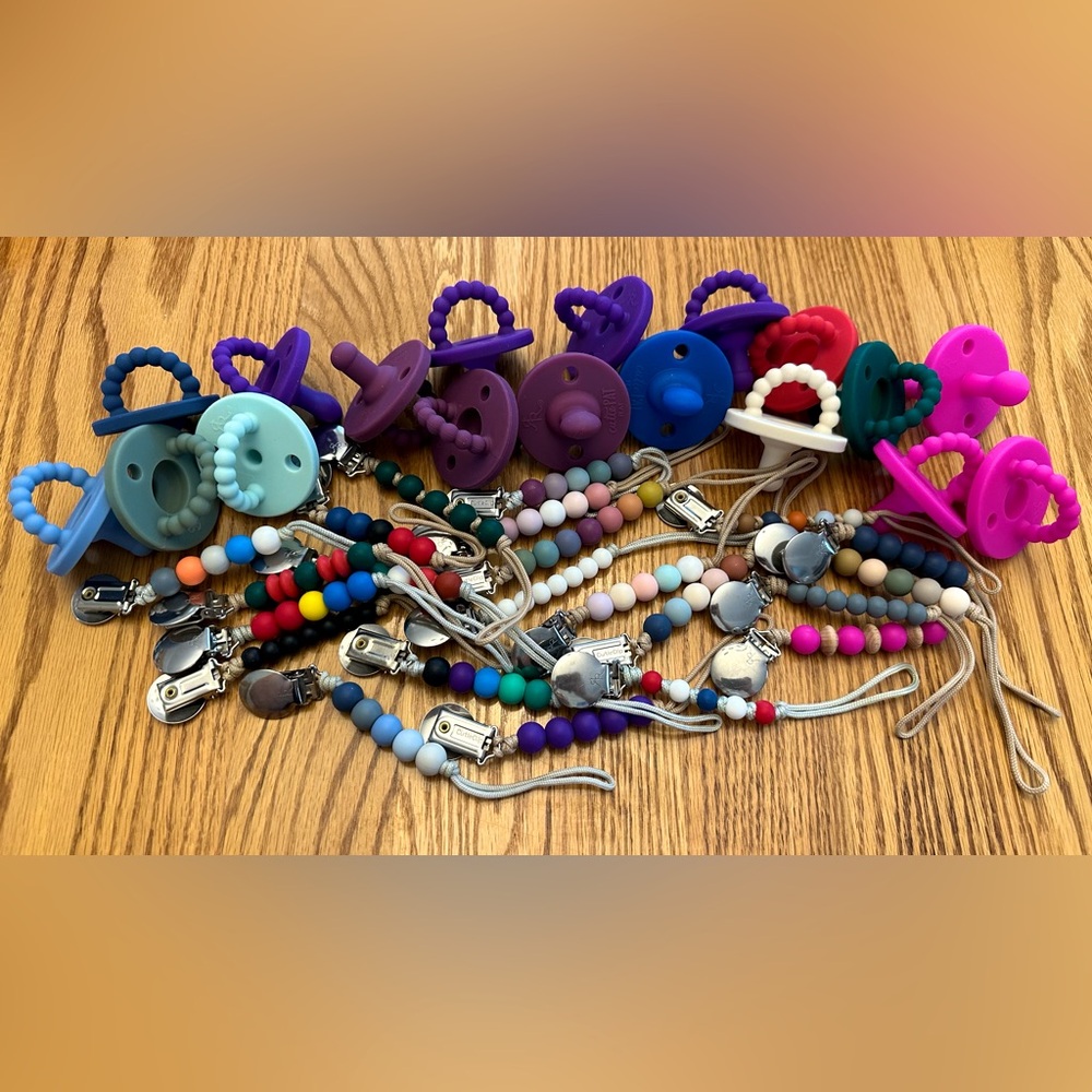 Ryan & Rose Cutie PATS and Pacifier Clips!